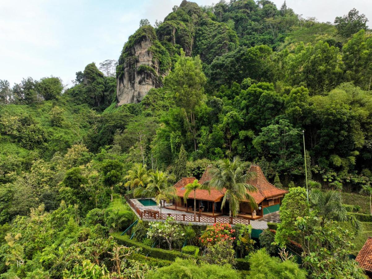 Villa Borobudur Resort Magelang Exterior foto